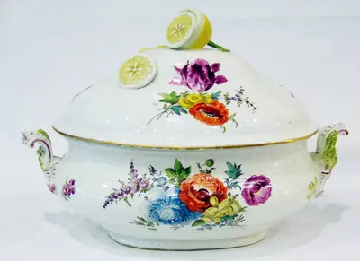 Супница с крышкой. 1760-70 гг.