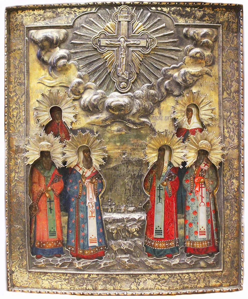 Старинная икона "Распятие, Параскева, Алексей митрополит, Филипп митрополит, Мария Магдалена, митрополит Петр, митрополит Иона" в окладе
