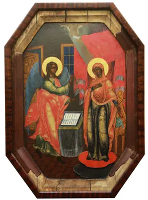 Старинная восьмиугольная икона "Благовещение"