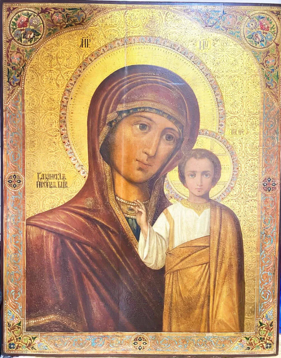 Большая старинная икона "Богоматерь Казанская" с цветочным декором